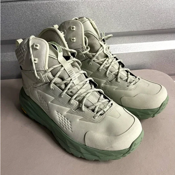 HOKA Unisex Kaha GTX Hiking Trekking Athletic Shoe Sneaker - Size M9/W10 - Picture 2 of 9